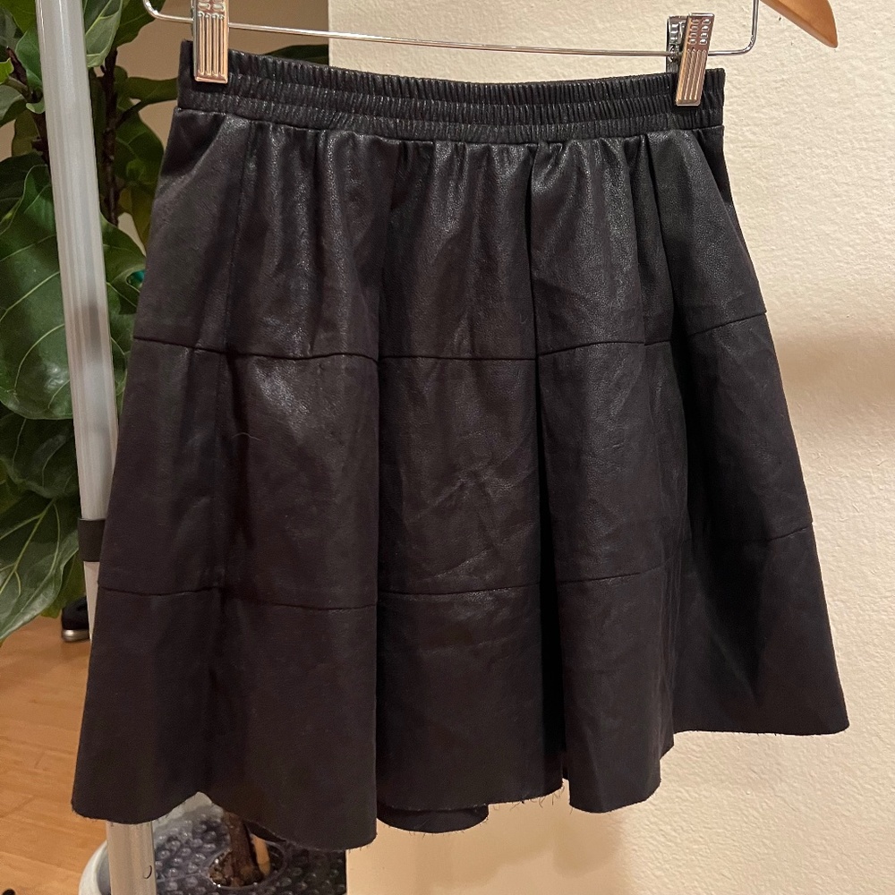 BGBGeneration Black Faux Leather Flare Mini Skirt